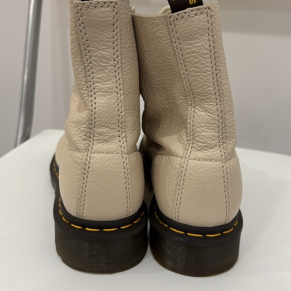 Dr.Marten 1460 smooth leather boots - Picture 5 of 6